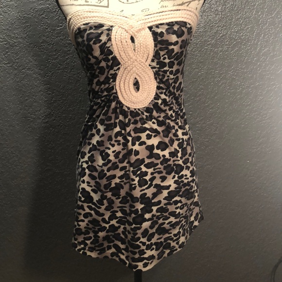 🌹Cheetah print Sm Strapless Mini Dress - Picture 2 of 5